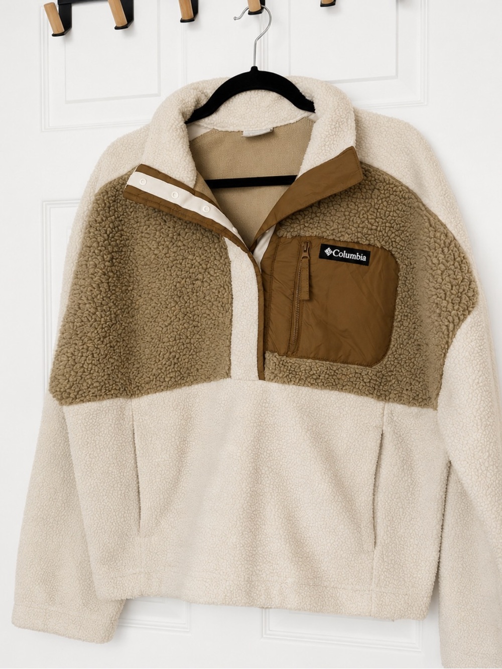 Columbia brand Cozy Two-Tone Sherpa Jacket - Cream & tan color